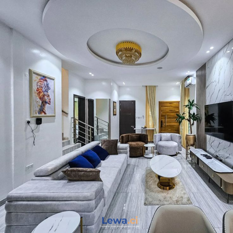 Appartement meublé disponible à Cocody 2 pièces