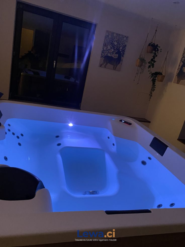 Plusieurs Appartement meublé avec jacuzzi disponible