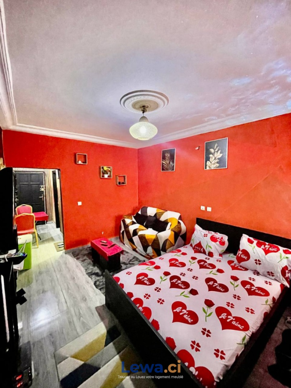 2 chambre salon meublées en location disponible à Cocody