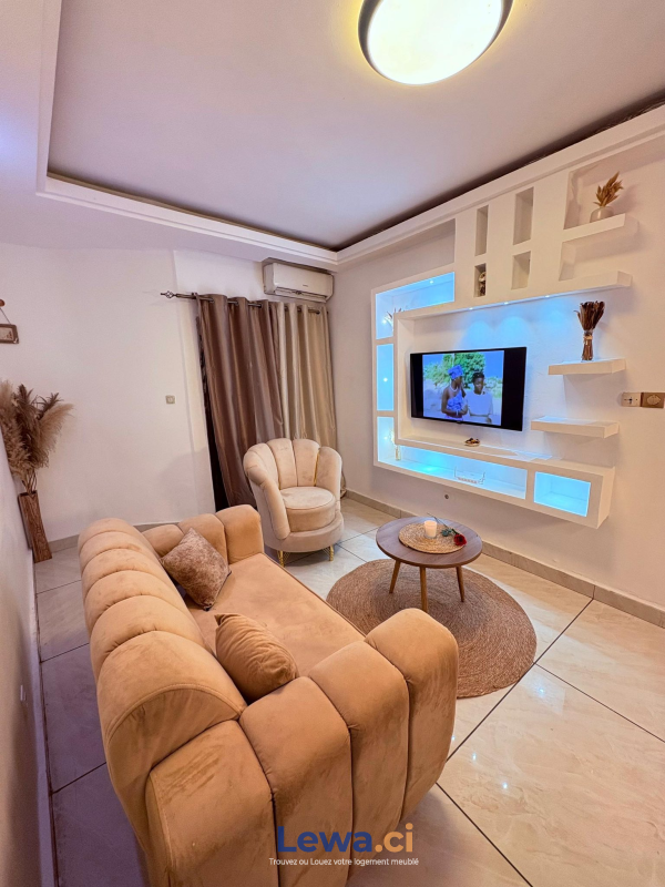 RESIDENCE HIMRAN HOME
