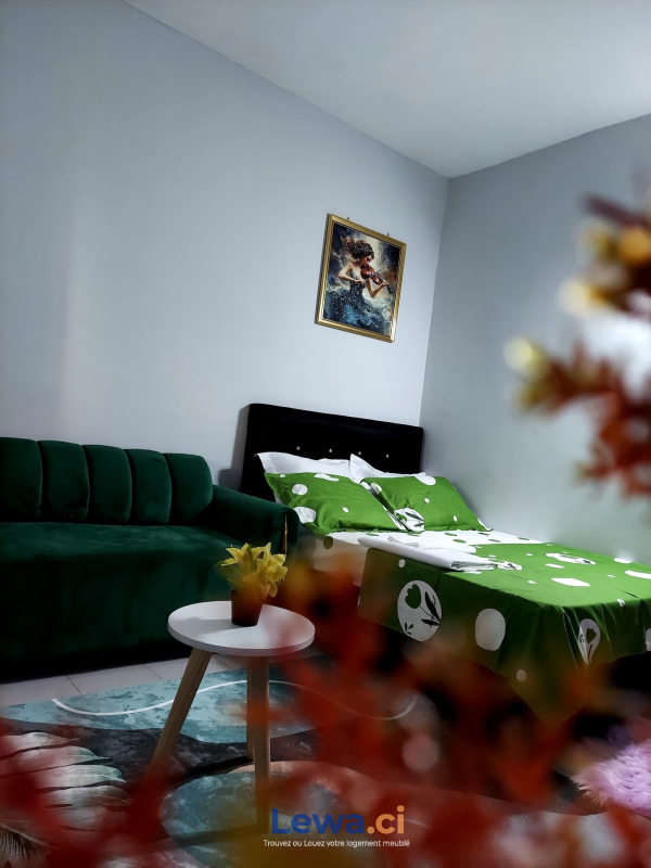 Image principale du bien : Joli Studio Meublé à Yopougon AZITO