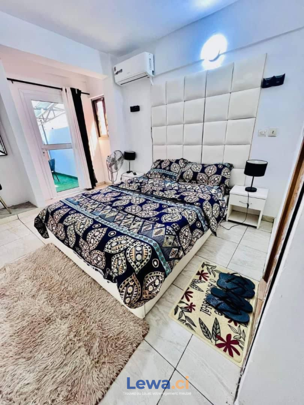 studio meublé le luxe à petit prix15K 24hdisponible KOUMASSI