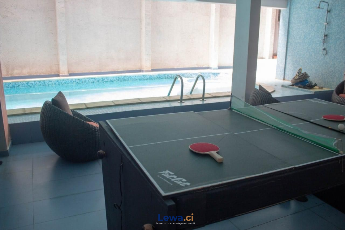 Appartement meublé 2 pièces avec piscine à angré copec