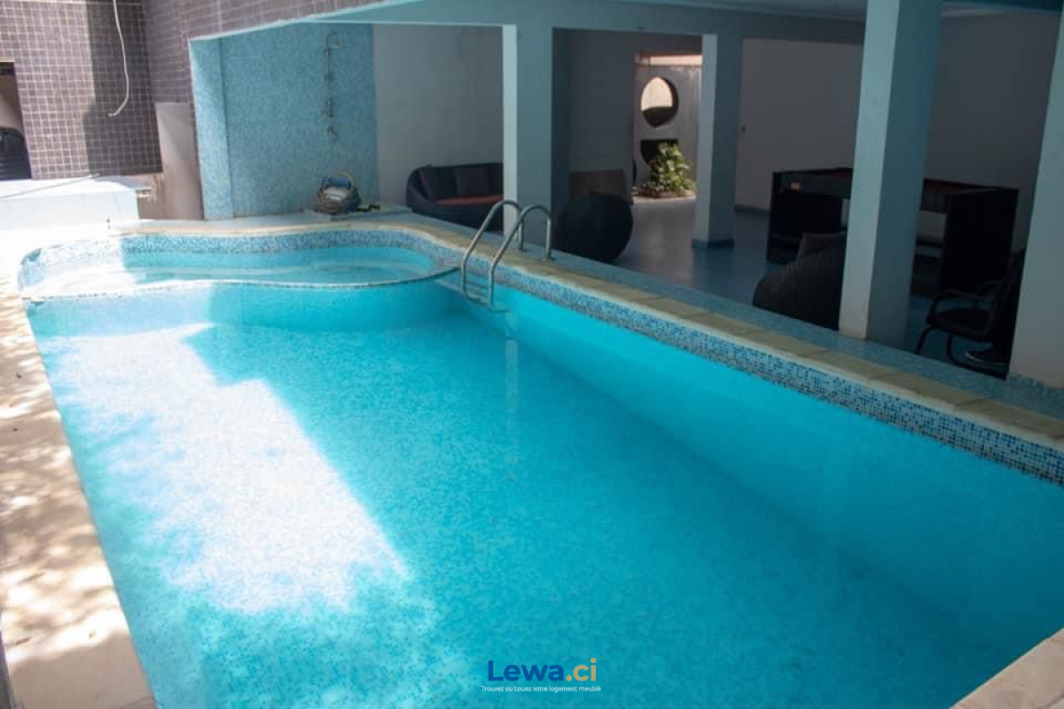 Appartement meublé 2 pièces avec piscine à angré copec