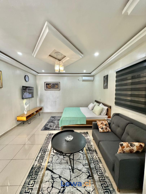 Villa 3 chambres salon avec piscine a la palmeraie