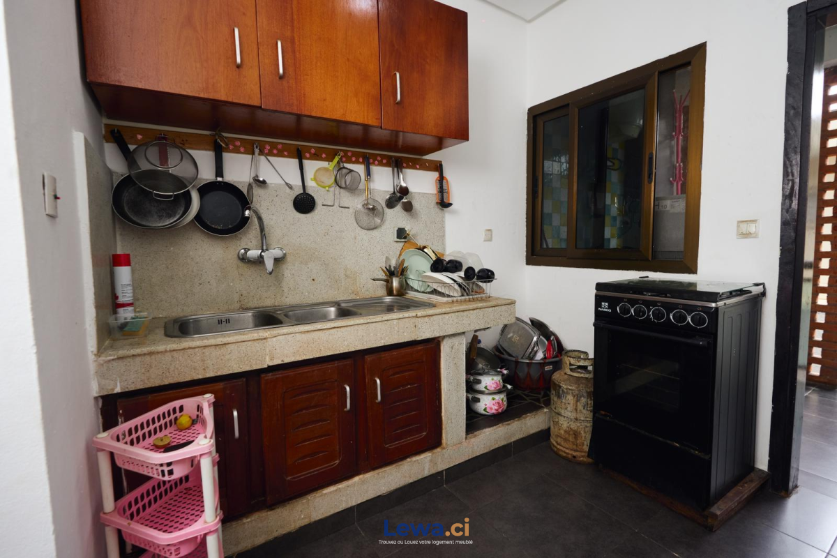 Appartement meublé 2 pièces avec piscine à angré copec