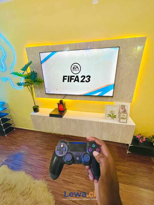 studio meublé avec jacuzzi disponible  Abidjan