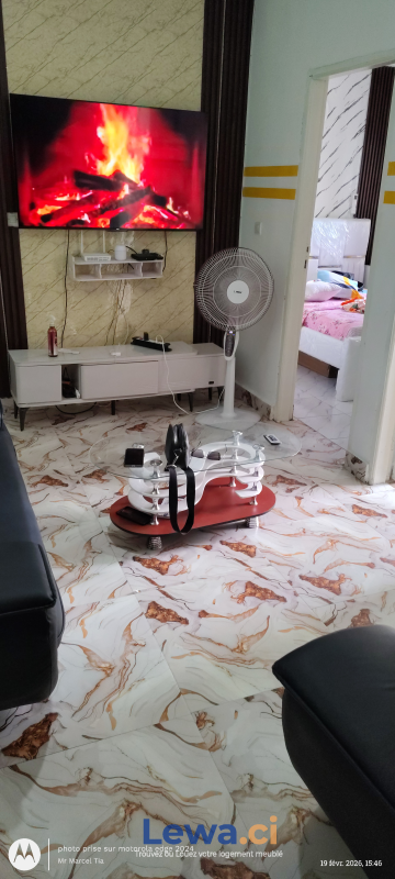 Chambre salon nouvelle construction disponible a Yopougon