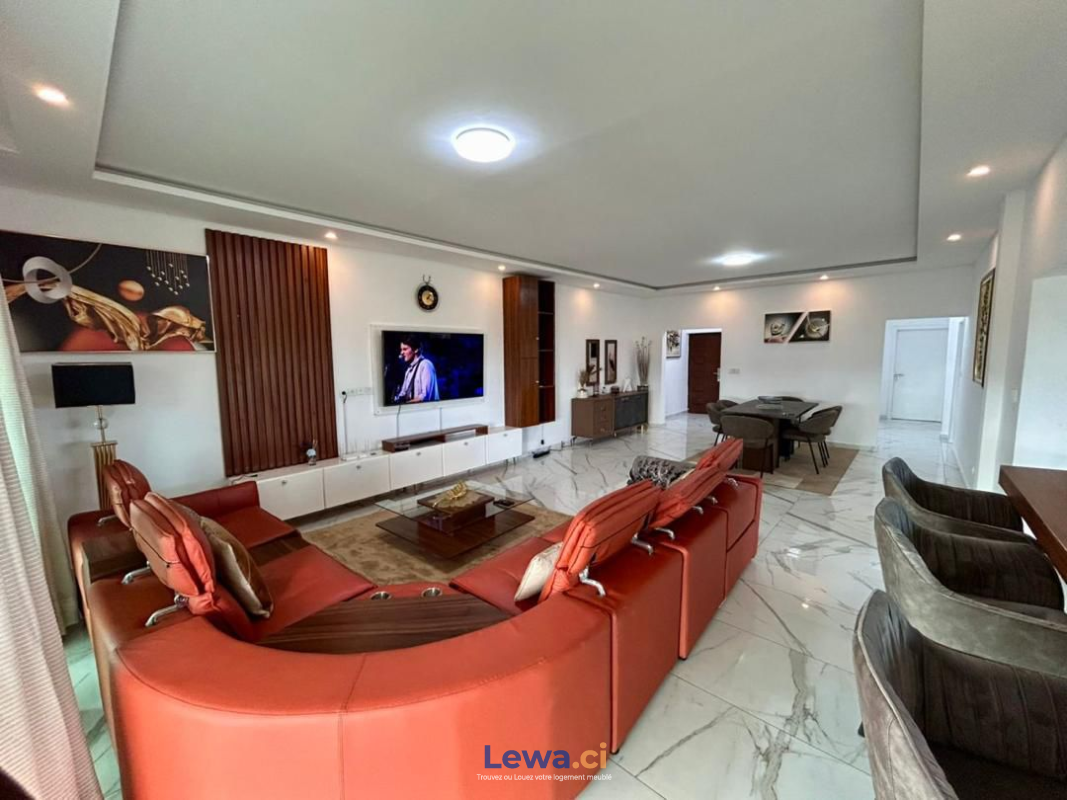 studio meublé le luxe à petit prix15K 24h disponible abidjan