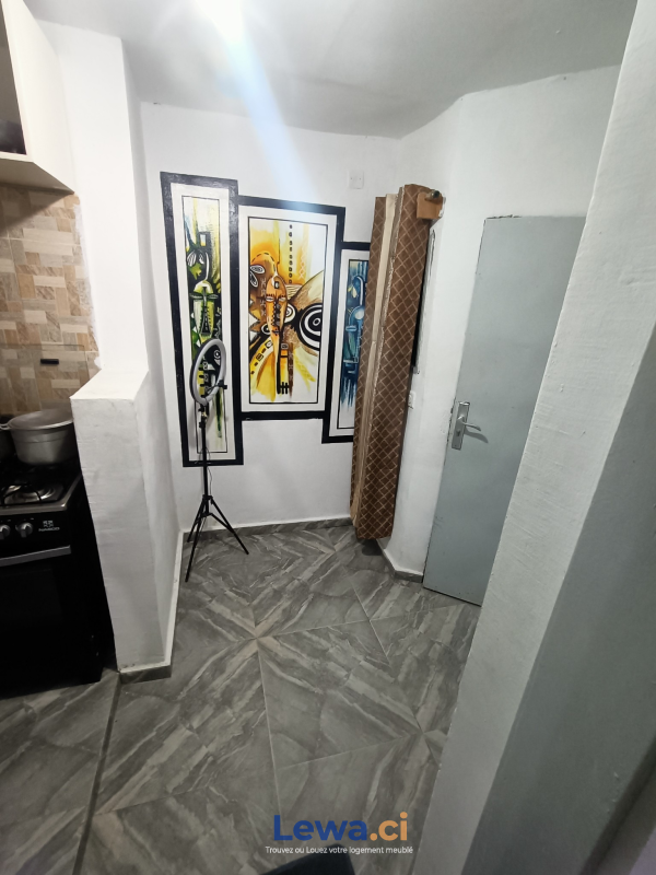Studio Meublé - Cocody Riviera Palmeraie