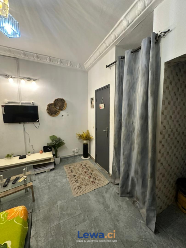 Studio meublé disponible à koumassi standing
